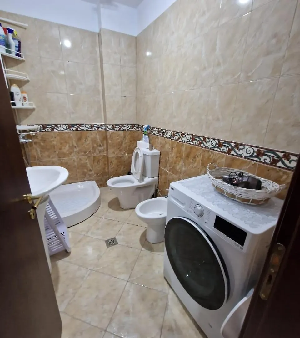 Nezha'S Apartment Vlorë 0*,  알바니아
